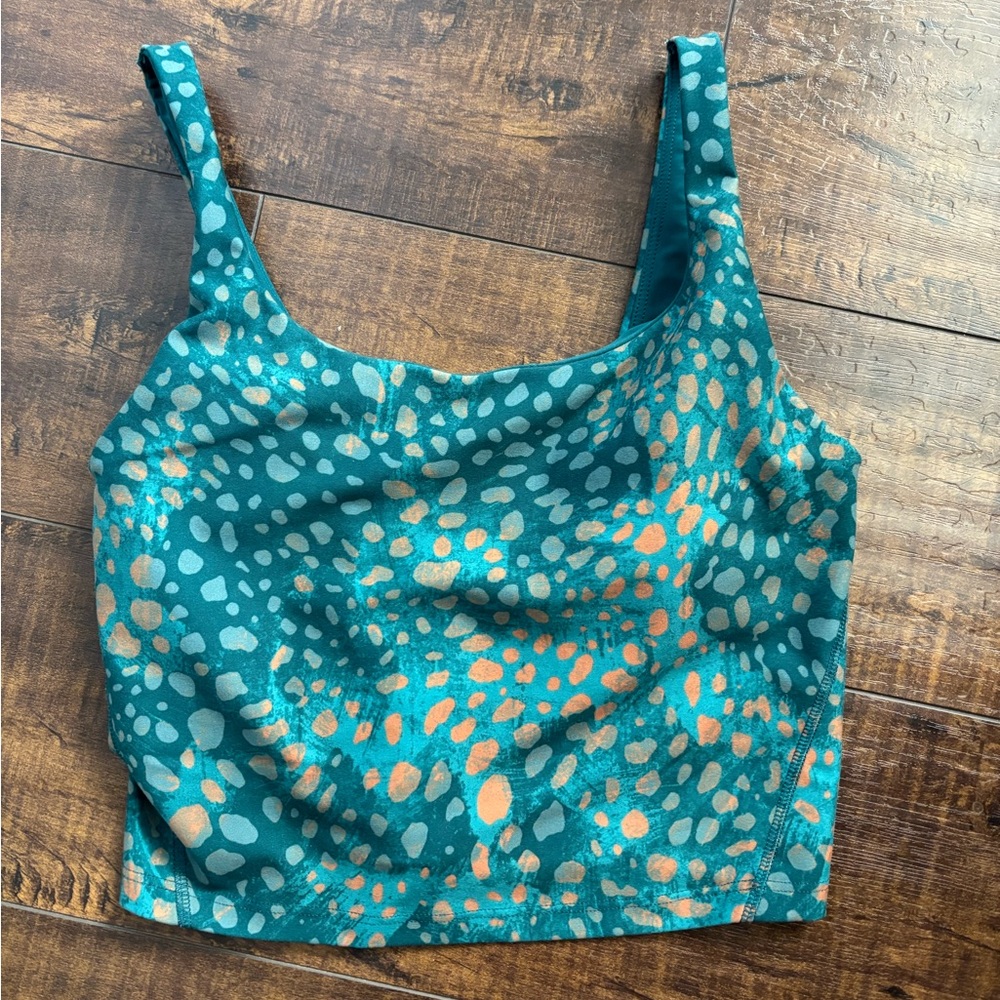 Women’s Old Navy sports bra